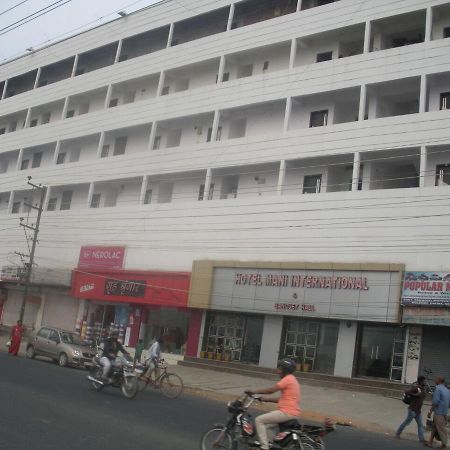 Hotel Mani International Патна Екстериор снимка